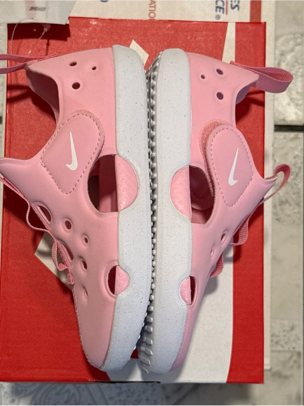 New Nike Kids’ Sunray Protect 4 Toddler Slip-On Sandals Pink Size 9C HF6278-601